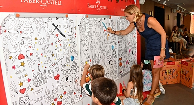 Faber-Castell'den Okula Dönüş Lansmanı: Ünlü Oyuncu Ceyda Düvenci İle Büyük Etkinlik
