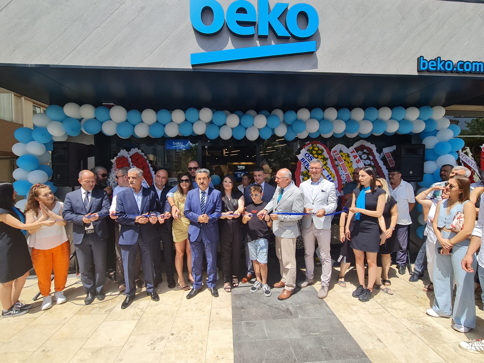 Vali Ekici açılışa katıldı...