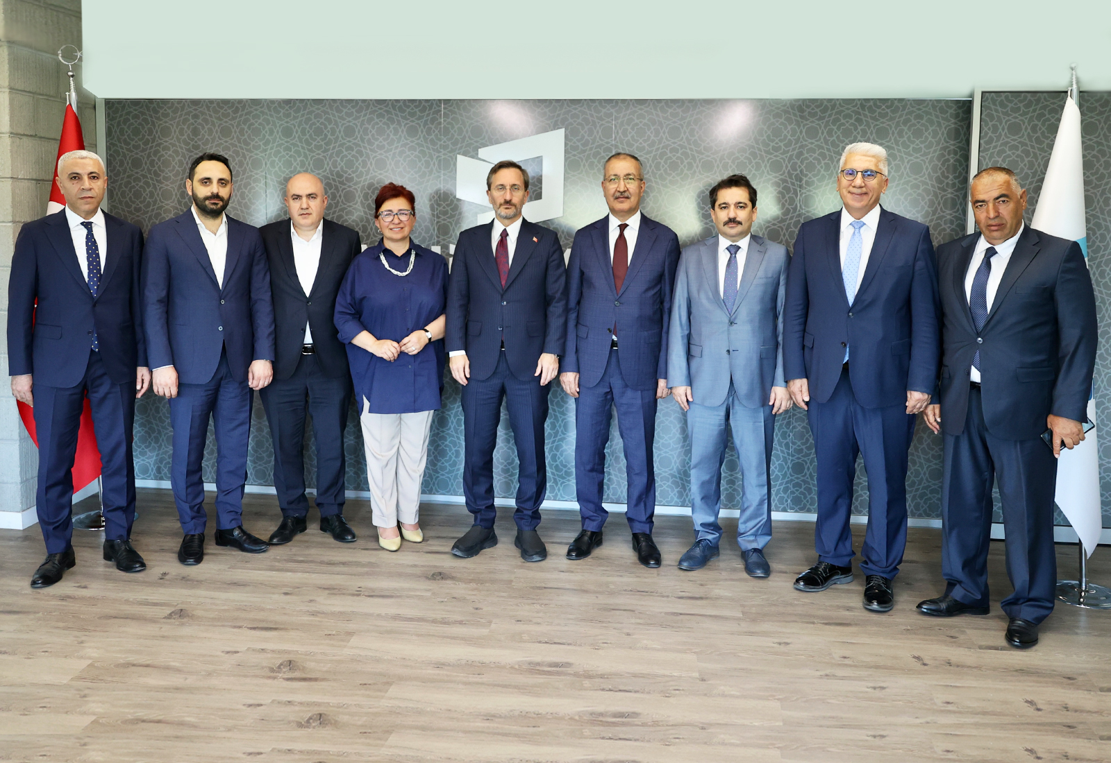 Altun’dan Basın İlan Kurumu’na ziyaret...