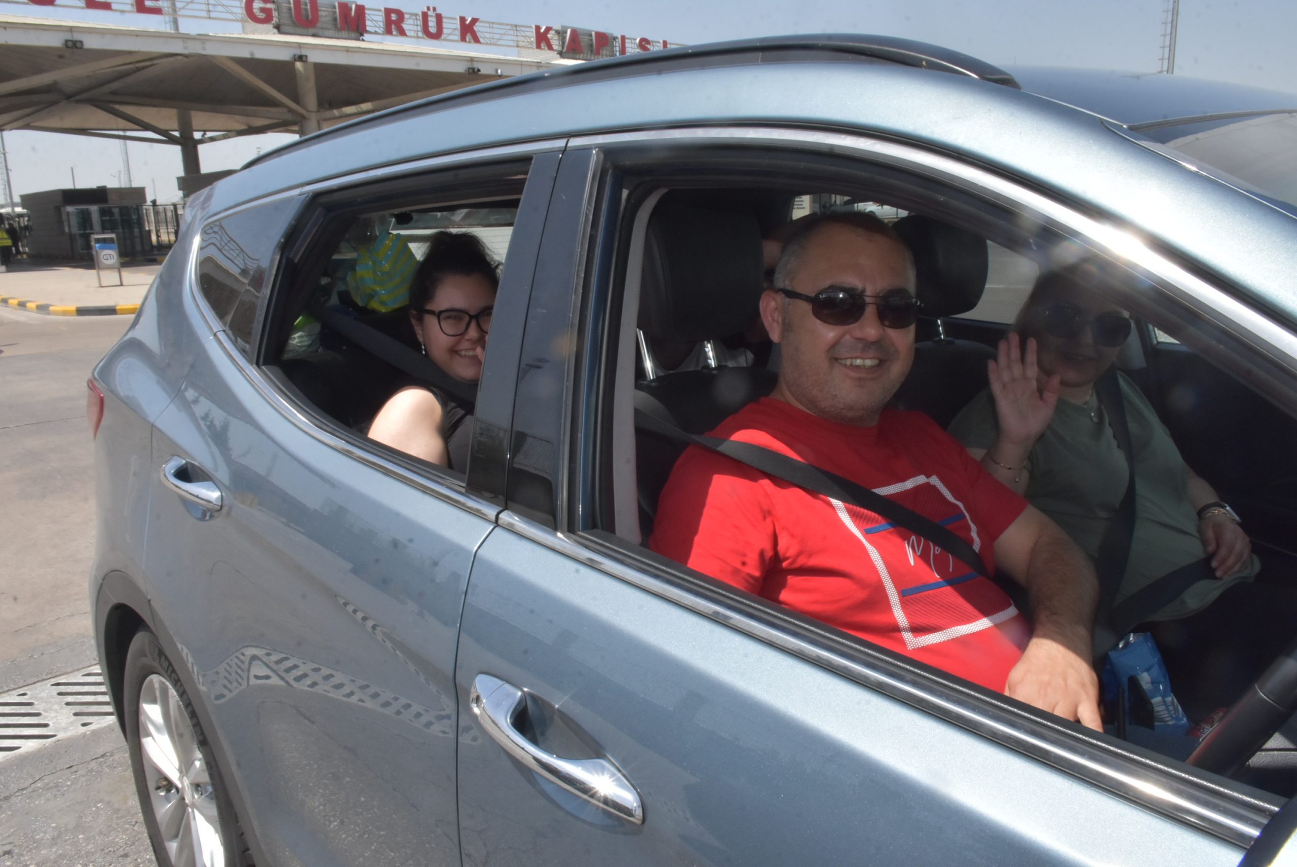 1 milyon 300 bin gurbetçi geldi...