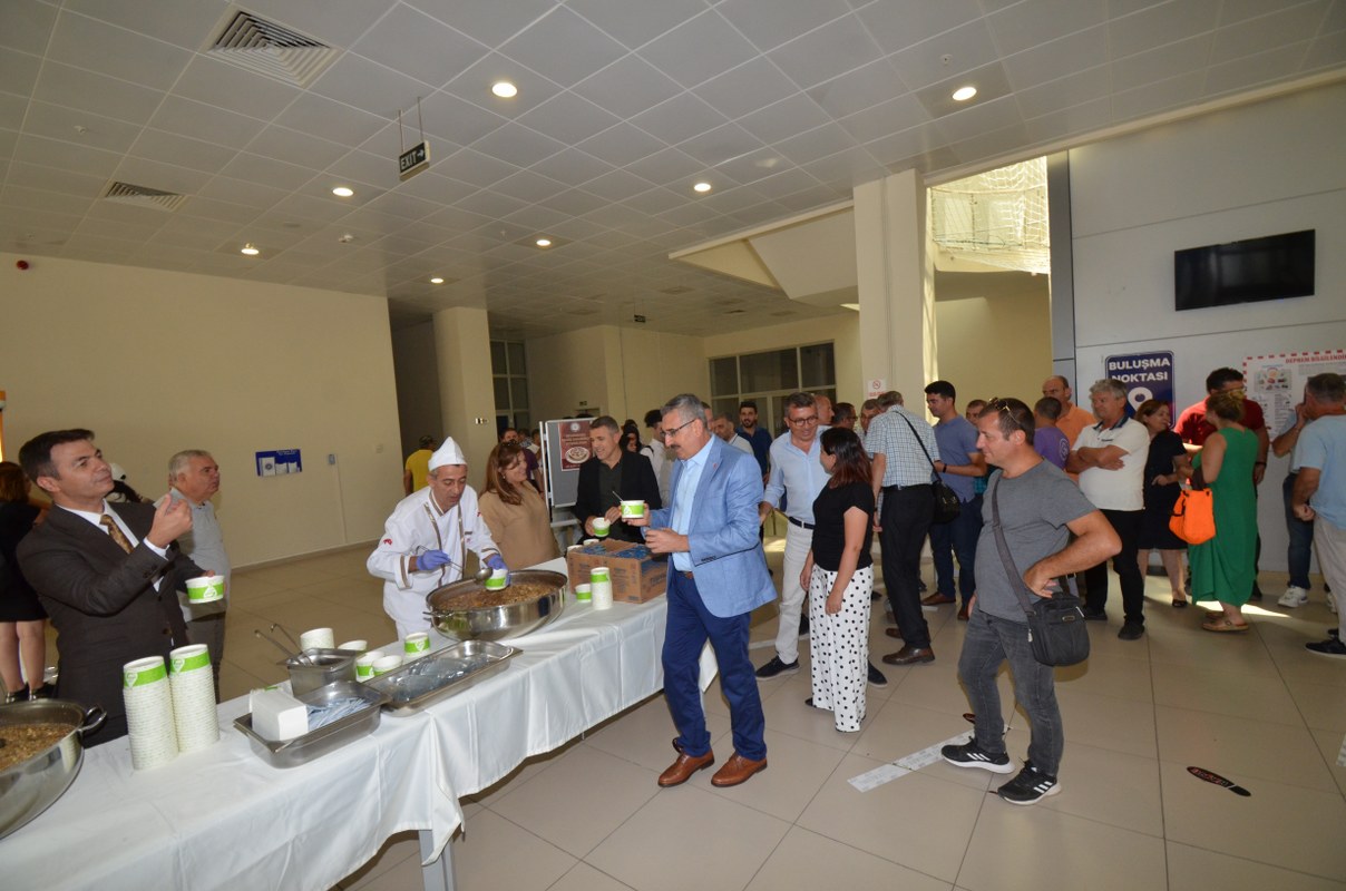 NKÜ’DEN AŞURE İKRAMI...