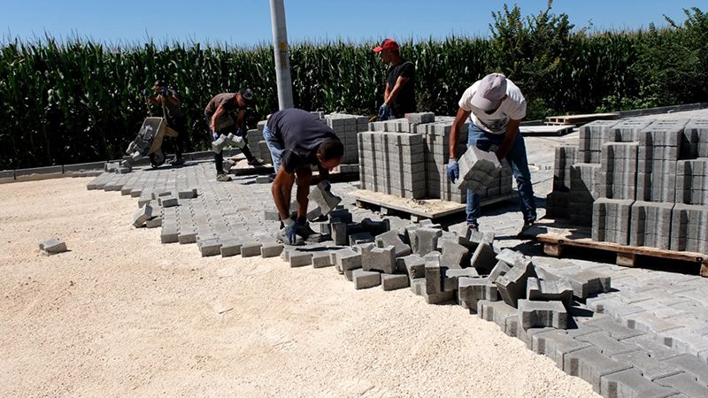 Gece-gündüz demeden çalışıyoruz...