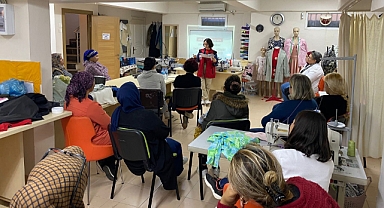 Anne baba olmanın eğitimi verildi