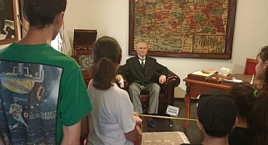 Atatürk Evi’ni ziyaret ettiler