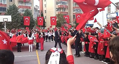 Büyük Katılımla Kutlandı...