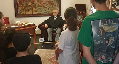 Çocuklara Atatürk Sevgisi Aşılandı...