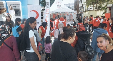 Geçit Töreninden Kan Bağışına...