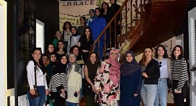 Kızlara Şehir Turu...