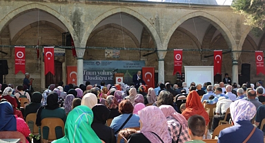 Minare Gölgesinde Mevlid-i Nebi Coşkusu