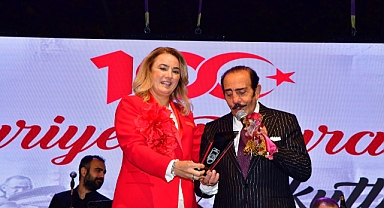Mustafa Keser'in Büyülü Performansı...