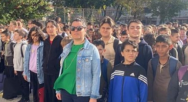  Saygı Duruşunda Bulundular...