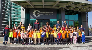 Sosyal Sorumluluk Projeleriyle Destek Veriyor...