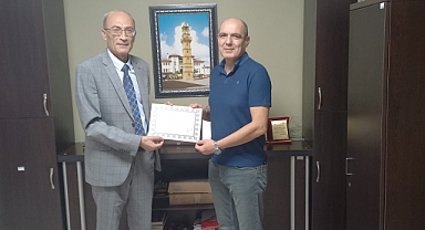 Vali Ekici başarılı öğretmenlere ödül gönderdi