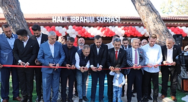 Vali Ekici işletmenin açılışına katıldı