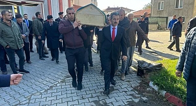 Cenaze Törenine Katıldı...