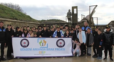 “Gölgeni Arkanda Bırak”