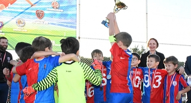 İlk günün şampiyonu Yıldırımspor!