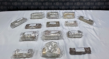 Kapıkule'de 33,5 milyon lira diğerinde 25 kilo külçe altın ele geçirildi