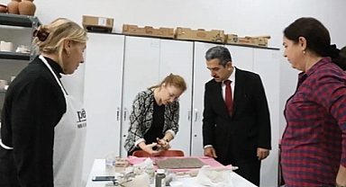 Kırklareli Valisi Birol Ekici, Üreten Kadın Kooperatifini Ziyaret Etti