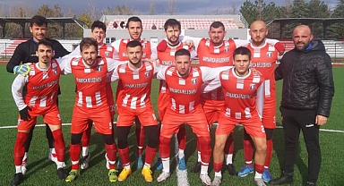 Türker’den Kaynarcaspor’a tebrik