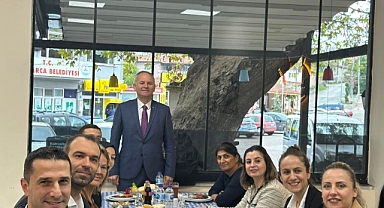 Türker öğretmenlerle bir araya geldi