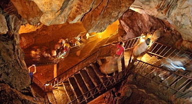 Ziyaretçileri Kendine Çekiyor...