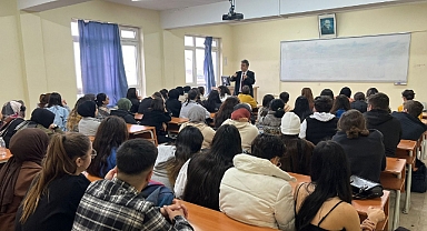 Babaeski Meslek Yüksekokulu'nda Hukuk Büro Yönetimi Söyleşisi