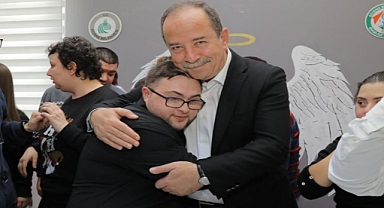 BAŞKAN GÜRKAN’DAN ENGELSİZ KENT İÇİN BİR ADIM DAHA!