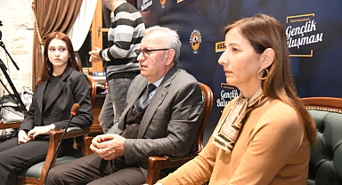 Başkan Helvacıoğlu gençler ile buluştu