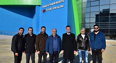 Çorlu Belediye Başkanı Sarıkurt, 100. Yıl Kapalı Spor Salonu ve Otobüs Terminali İncelemesinde Bulundu