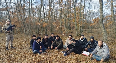 Edirne'de 1 haftada 262 kaçak göçmen, 12 organizatör şüphelisi yakalandı