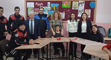 Emniyet Personelleri, Gazi Özel Eğitim Uygulama Okulu'nu Ziyaret Etti