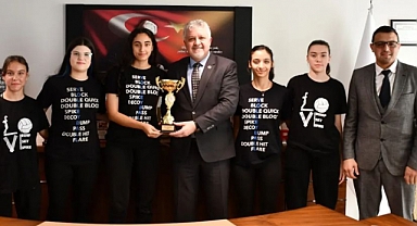 Gerenli Başarılı Sporcular İle Bir Araya Geldi