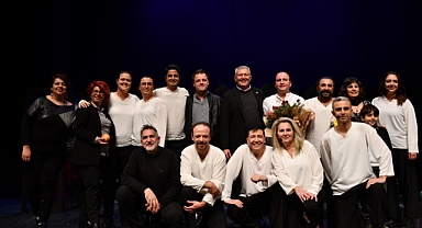 Lüleburgaz Belediyesi Tiyatro Topluluğu kırdı geçirdi