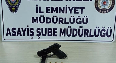 Silah ve uyuşturucu ele geçirildi