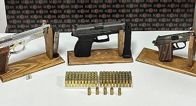 Tabanca, fişek ve gümrük kaçağı malzemeler ele geçirildi