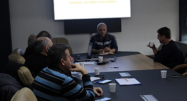 Tarım Danışmanlarına Tarımsal Üretimin Planlaması Hakkında Bilgilendirme Toplantısı Düzenledi