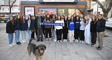 Voleybolcular Çanakkale'ye uğurlandı