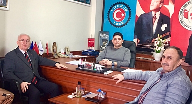 Dedeoğlu, Kristal-İş Sendikası Lüleburgaz Şubesi Başkanı ile Görüştü