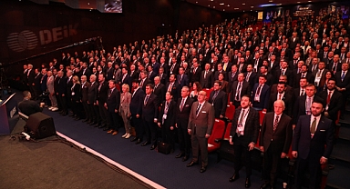 Hayat Holding’in Altı Yöneticisi DEİK İş Konseylerinde Başkanlık ve Yürütme Kurulu Üyeliklerine Seçildi 