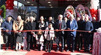 İkiz Kardeşler Kasap Hizmete Girdi