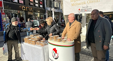 Kırklareli Belediyesi’nden kandil simidi ikramı