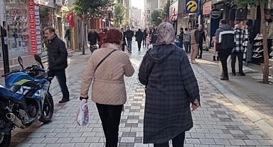 Kırklareli'nde Kış Güneşi Vatandaşları Sokağa Taşıdı