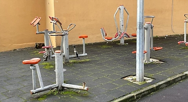 Spor aletleri zarar gördü