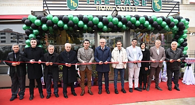 The Base Home Coffee Hizmete Girdi
