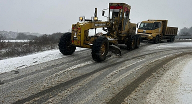 Trakya'da kar yağışı ve kuvvetli rüzgar (3)