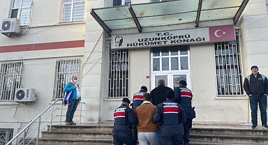 Yunanistan'a kaçmak isteyen 4 terör şüphelisi yakalandı