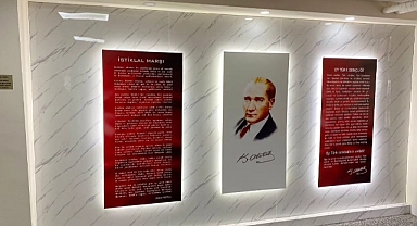 Atatürk Köşesi Baştan Aşağı Yenilendi