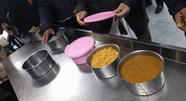 Biz Bize Yeteriz Derneği İhtiyaç Sahibi Vatandaşlara Kanat Germeye Devam Ediyor