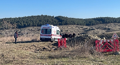 Boşanma aşamasındaki eşi ve kayınpederini silahla yaralayıp, intihara kalkıştı